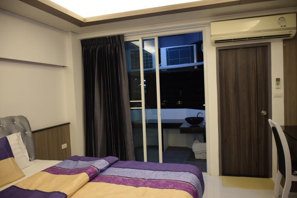 Family Suite Room Pratunam Бангкок Екстер'єр фото