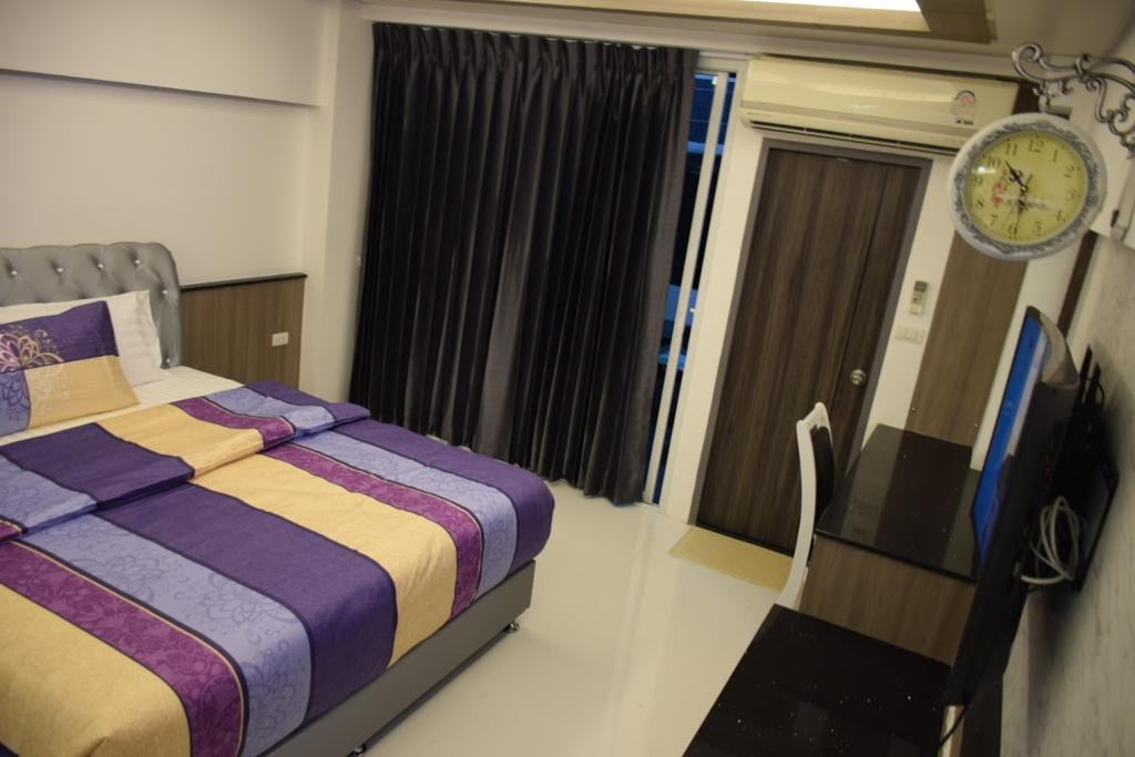 Family Suite Room Pratunam Бангкок Екстер'єр фото