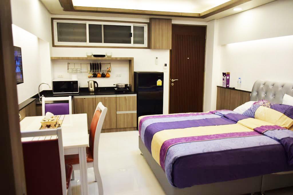 Family Suite Room Pratunam Бангкок Екстер'єр фото
